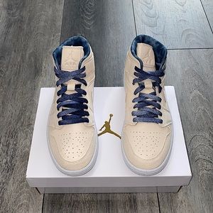 WMNS AIR JORDAN 1 MID SE ‘MIDNIGHT NAVY’ Sz 8W - 6.5 M